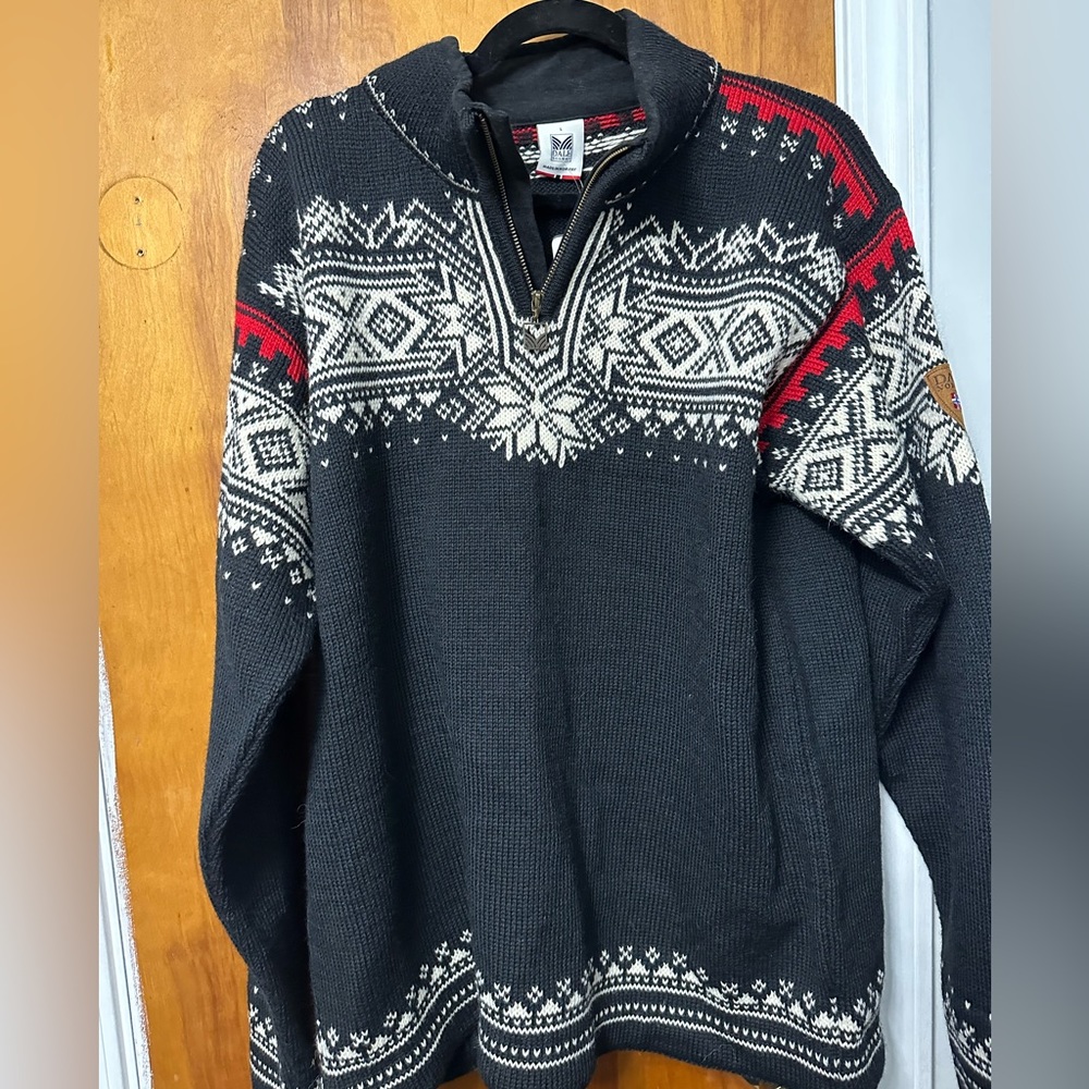 Men’s Wool Dale of Norway Sweater. Size L. NWT
